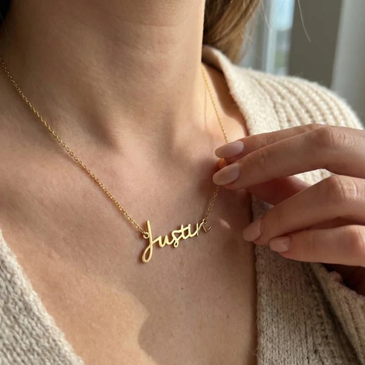 Custom Name Necklace Close Up